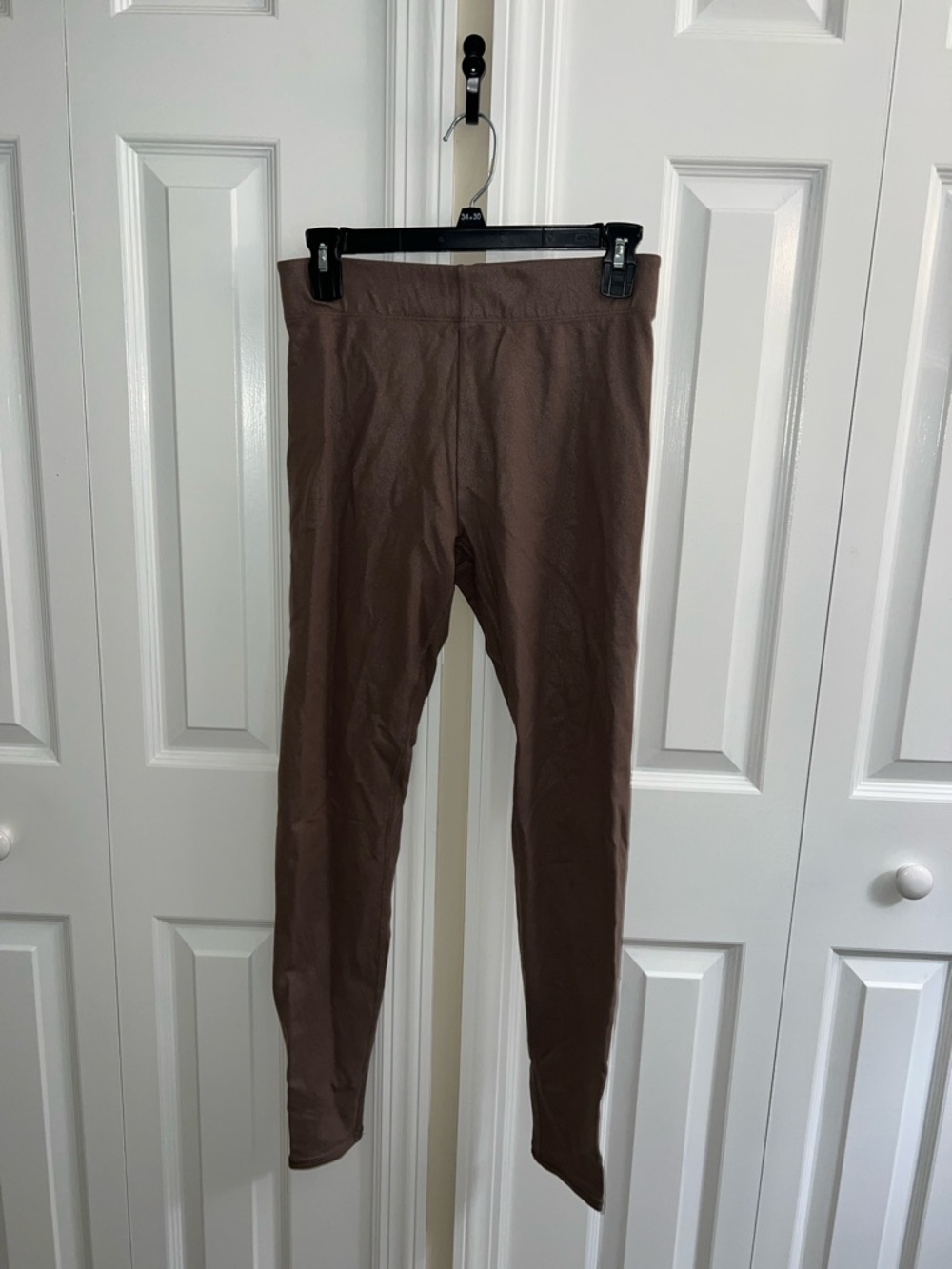 ALO YOGA  leggings